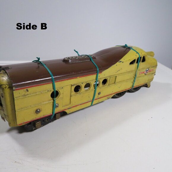 Pre-WWII 30's Union Pacific Train Engine est. #1684 Metal railroad - Picture 5 of 16